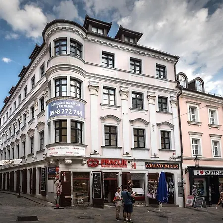 Apart-hostel Zero Aparthotel Bratislava