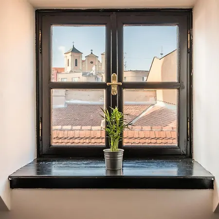 Apart-hostel Zero Ξενοδοχείο με διαμερίσματα 2*