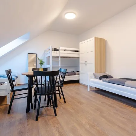 Ξενοδοχείο με διαμερίσματα Apart-hostel Zero 2*