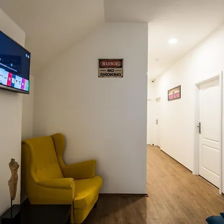 Apart-hostel Zero Ξενοδοχείο με διαμερίσματα Μπρατισλάβα