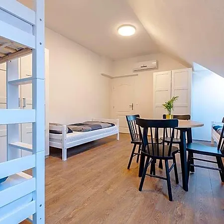 Apart-hostel Zero 2*